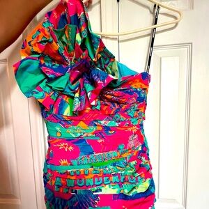 New Brazilian designer Chaouiche pink multi color fashion dress. M lined new!